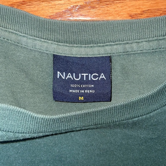 Nautica Green Logo T-Shirt - Size Medium - Picture 4 of 6